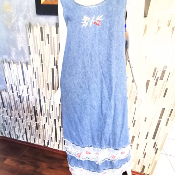 Sunshine Apparel Dress Size 2XL Denim Jumper Floral Embroidery Modest 0282 - Picture 1 of 5